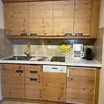 アパートホテル Mayer 4*